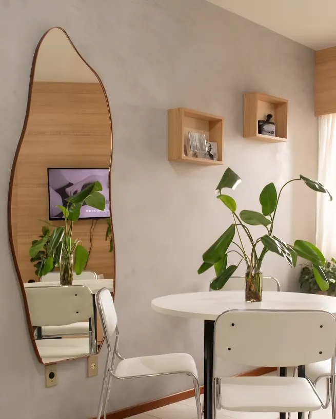 Espelhos em Monte Mor - composição com iluminação do ambiente
