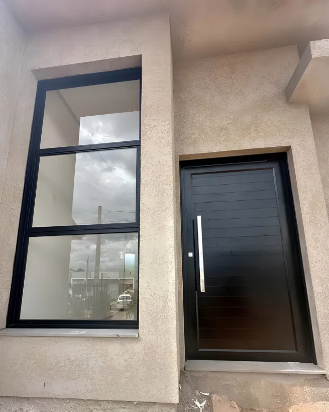 Janela de vidro em Botucatu - janela de vidro para área residencial