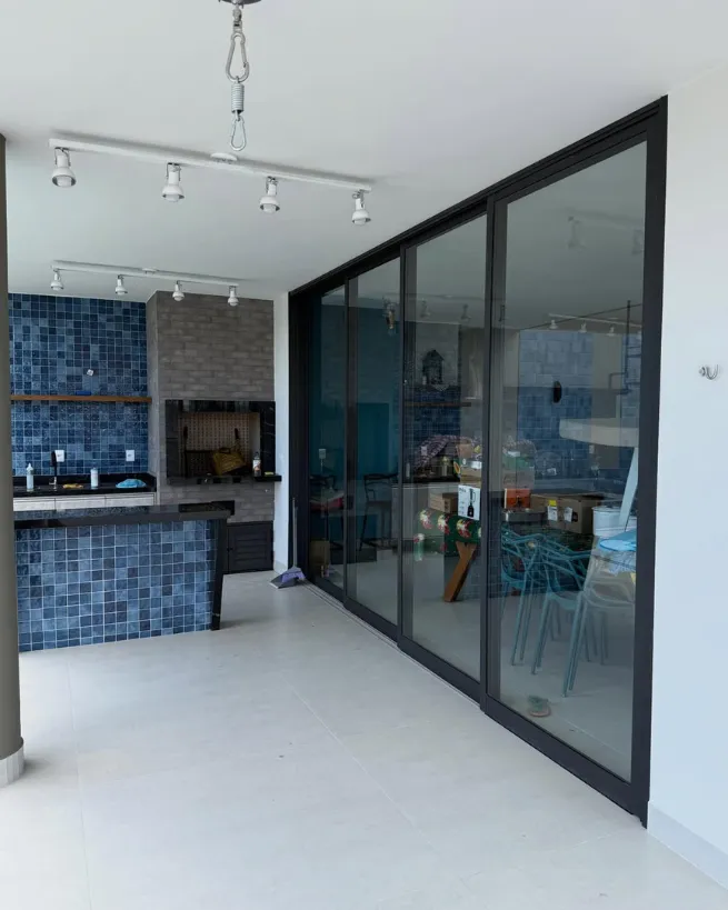 Portas de vidro em Itatinga - porta de vidro com integração de ambientes